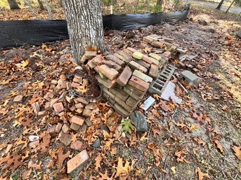 Misc Pile Of Bricks