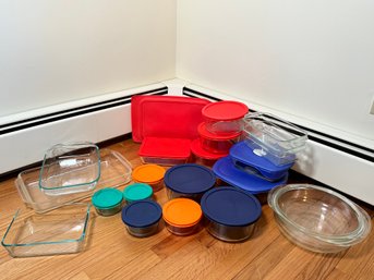 Amazing Collection Of Pyrex, Wow!