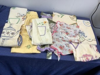 Vintage Apron Lot