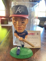 1998 Headliners Limited Edition Sculpture Of Chipper Jones    Limited Edition Of 20,000