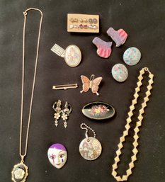 Mixed Jewelry Lot Earrings Brooches Necklaces
