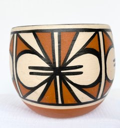 Santo Domingo Pueblo Pottery Bowl Vicky T. Calabaza Beautiful Piece- No Issues!