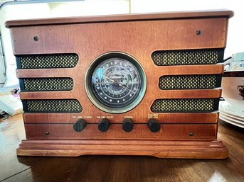 Stromberg-crosley  Triple Range Radio, CD Player, Deco Style, Collectors Edition