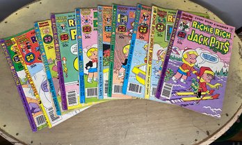 10 Vintage Richie Rich Comic Books