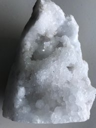 Quartz Crystal Geode, 4 LB 12 Oz, 7 Inch By 6 Inch