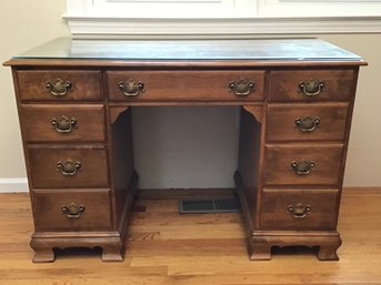 ETHAN ALLEN Desk With Glass Top