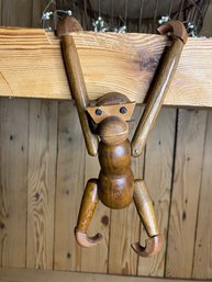 MCM Articulate Wood Hanging Monkey