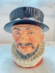 Royal Doulton - Toby - Beefeater