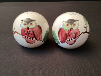 Vintage Owl Salt And Pepper Shakers Ball Shaped Japan Ceramic