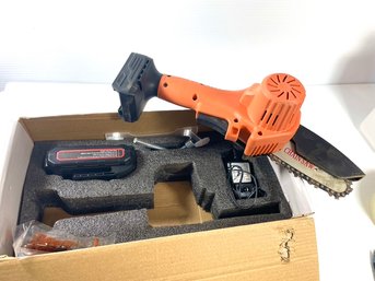 Mini Cordless Chainsaw