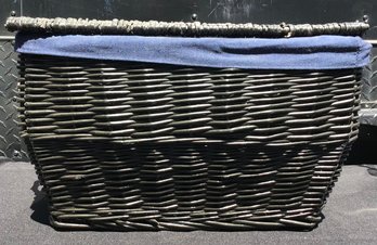 Wicker Basket With Liner