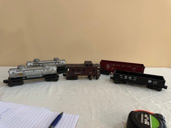 Five Lionel Cars- 6465, 2465, 6017, 3456