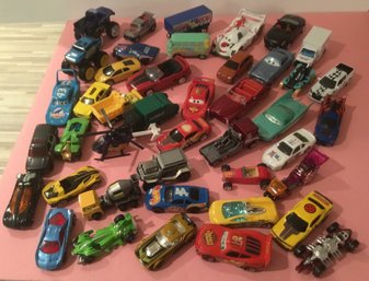 43 Matchbox, Hot Wheels Cars, Trucks & Helicopter