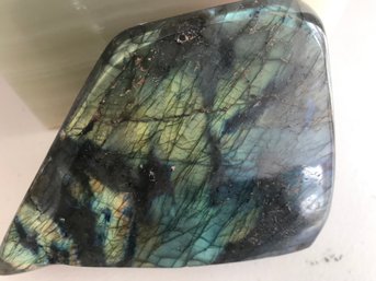 Labradorite Gem Stone, 2 LB, 5 Inch By 4 Inch