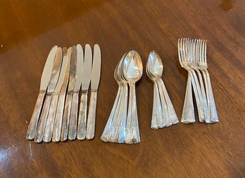 Service For 8 Silver Plate Flatware