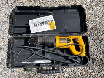 DeWalt DW304P Corded Reciprocating Saw