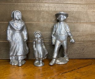 Antique Amish Quaker Cast Metal Family Set