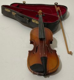 Vintage MV 011B Petite Wooden Violin & Black Case