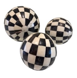 Bone Inlay Ivory And Black Check Decorative Balls