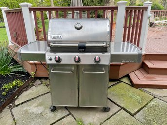 Weber Genesis S-310 Stainless Steel 3-Burner Liquid Propane Gas Grill