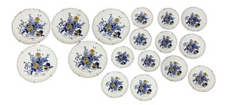 Enoch Wedgewood Surrey Plate Set