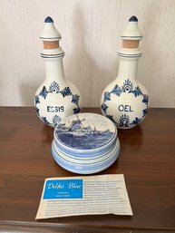 Delft Blue Oil And Vinegar Set With Covered Jar For Extra Condiments, Excellent Condition