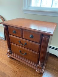 3 Drawer Wooden Night Stand 28x17x28.5'