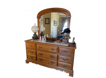 Lexington Oak Dresser With Mirror