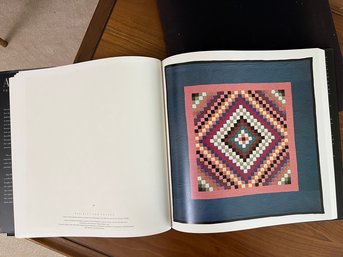 Robert Hughes Amish 'The Art Of The Quilt'