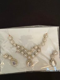 Costume Jewelry Necklace And Earrings 3 Piece