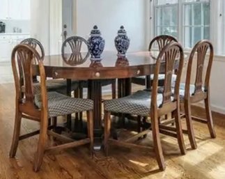Stunning Americana Dining Table And Four Chairs