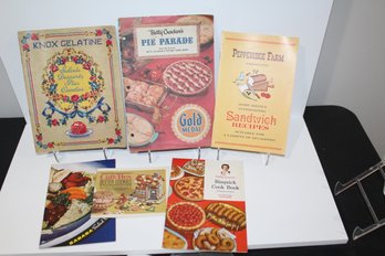 Vintage Recipe Booklets - Betty Crocker - Pepperidge Farm - Knox Gelatine - 1943 - 1950s