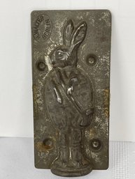 H. WALTER BERLIN- Small Bunny Chocolate Mold W/ Shoulder Bag- **PLEASE SEE ALL PICS FOR DETAILS**