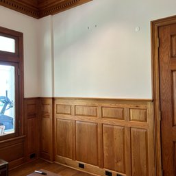 A Full Room Of Oak Custom Paneled Wainscoting - Family RM