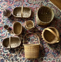 Swing Basket Flat Back Handmade, Woven Basket, Longaberger Basket, Sweetgrass Small Loop Handle Basket.