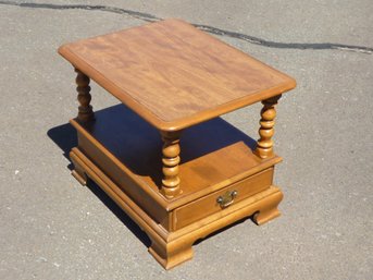 Vintage Ethan Allen Heirloom  End Table/Bedside Nightstand 10 8654 P