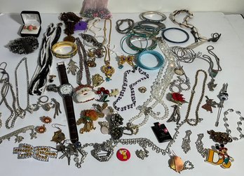Vintage Mixed Costume Jewelry Grouping,