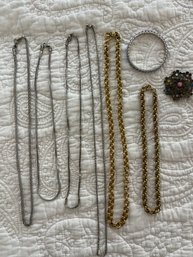 Costume Jewelry, 6 Necklaces, Bracelet And Broach
