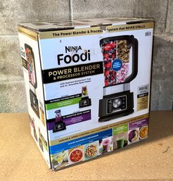 New In Box Ninja 1200 Watt Foodi Power Blender And Processor System