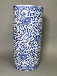 Gorgeous Blue And White Asian Umbrella Stand
