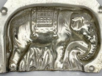 Vintage Circus Elephant Chocolate Mold-PLEASE SEE ALL PICS FOR DETAILS