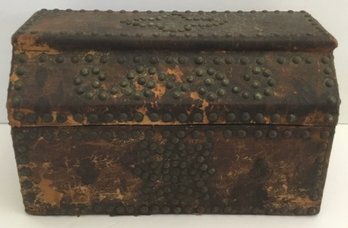 Antique Weathered Leather, Studded Nail Head Box.