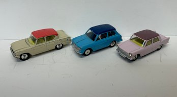 Corgi Ford Consul, Fait 2100 & Austin A.40