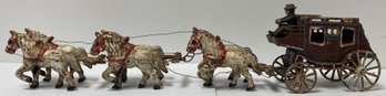 Vintage Display Model Iron Six Horse Drawn Carriage Or Stagecoach With Driver Old Paint Unmarked