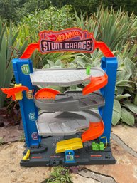 Large Stunt Garage