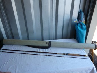 Garcia 8 1/2' Fiberglass Fly Rod In Kent Zoomlok Hard Carry Case