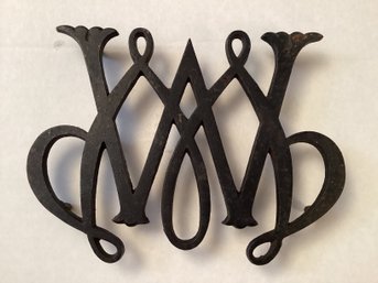 Cast Iron William And Mary Cypher Trivet 1950 Cipher