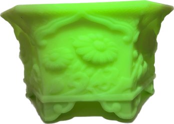 Fenton Uranium Green Jadeite Custard Glass Planter