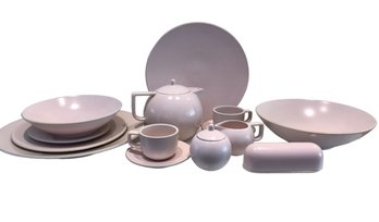 Sasaki Dinnerware Set