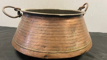 A Vintage Brass & Metal Fireplace Cauldron With Hanging Handle - 12' Opening X 8'H